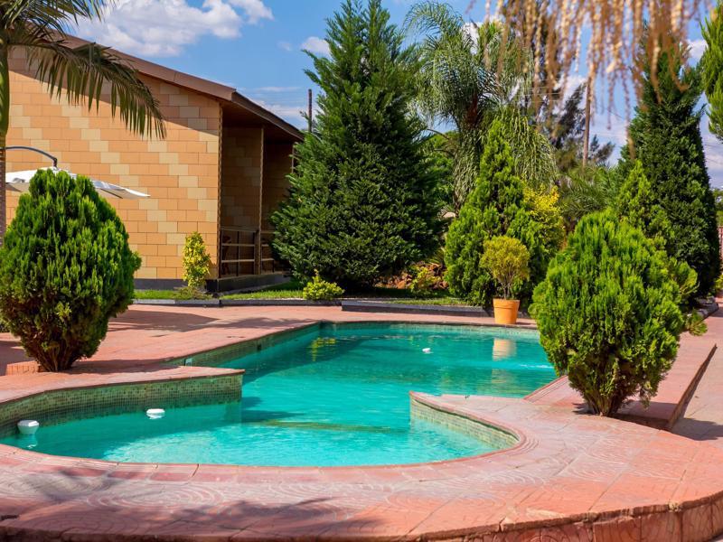 Mika Hotel Kabulonga Lusaka Exterior photo